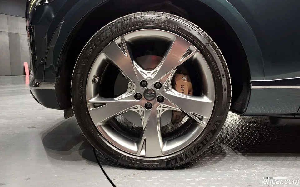 Genesis GV80 3.5T AWD 2023 — миниатюра 2