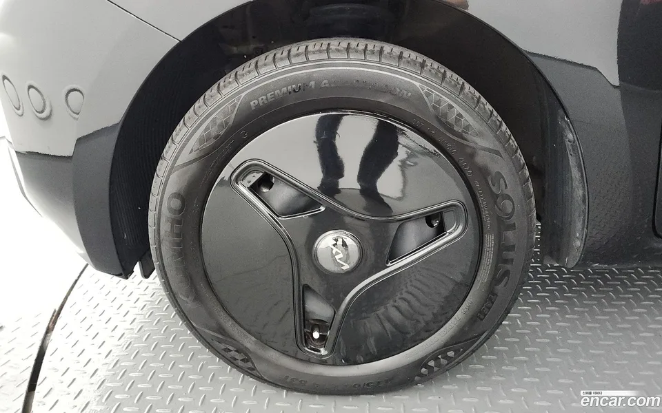 Kia Ray EV 2024 — thumbnail 2