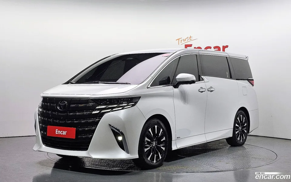 Toyota Alphard 2.5 HEV AWD 2025 — photo 1, buy with delivery to Moscow
