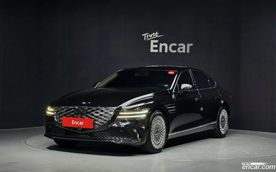 Genesis G80 2.5 AWD 2024 — photo 1, buy with delivery to Moscow