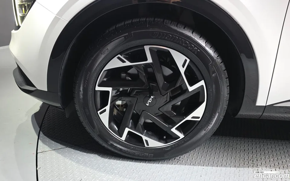 Kia Sportage 2.0 2WD 2023 — thumbnail 5