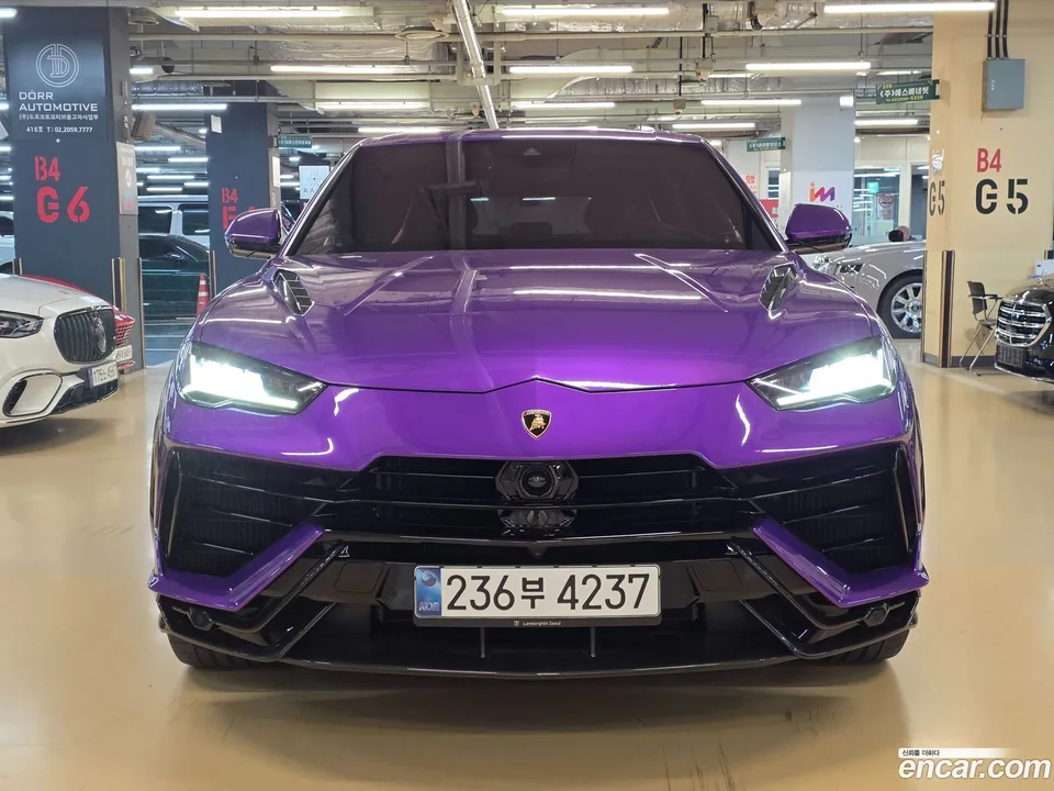 Lamborghini Urus 4.0 V8 2023 — thumbnail 4