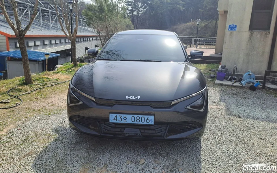 Kia EV6 2WD 2026 — photo 1, buy with delivery to Moscow