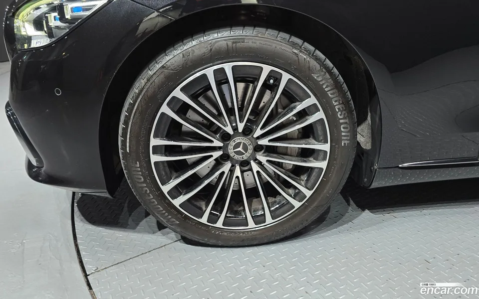 Mercedes-Benz S-Class S350 d 4MATIC 2024 — thumbnail 2