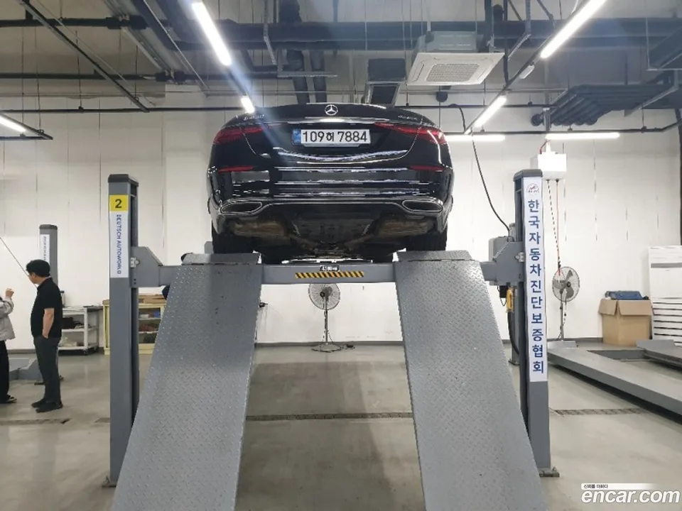 Mercedes-Benz S-Class S450L 4MATIC 2025 — thumbnail 2