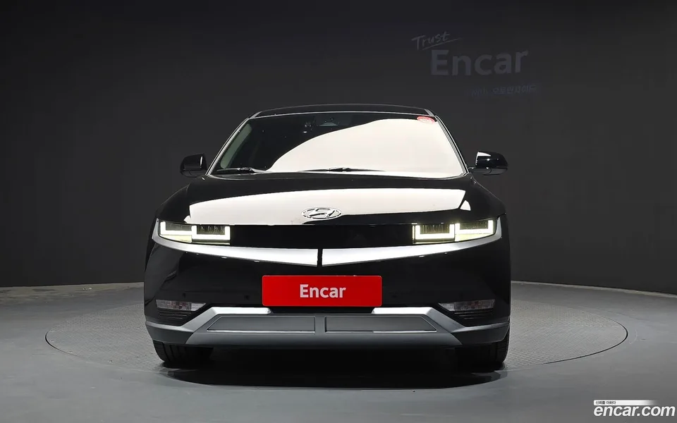Hyundai Ioniq 5 2023 — thumbnail 3