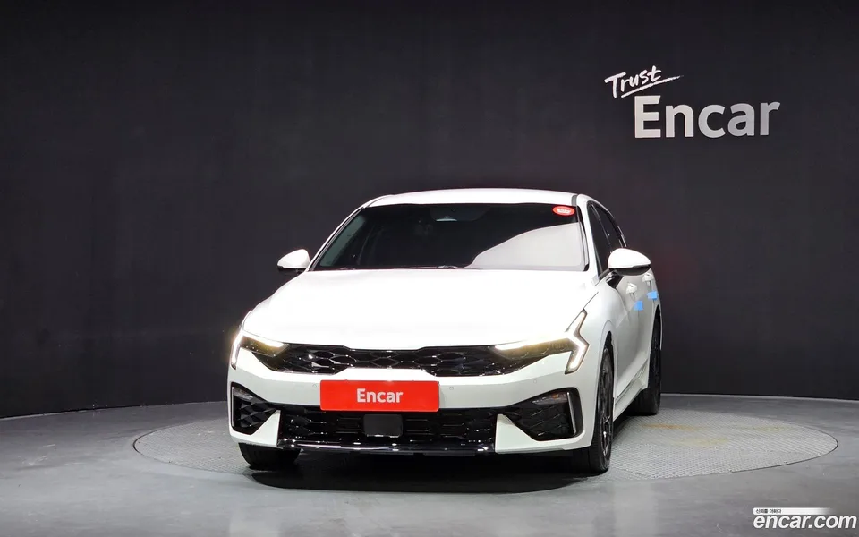 Kia K5 2.0 2024 — thumbnail 3