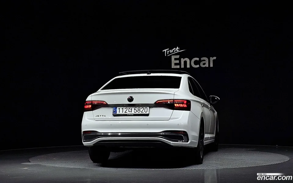 Volkswagen Jetta 1.5 TSI 2023 — thumbnail 4