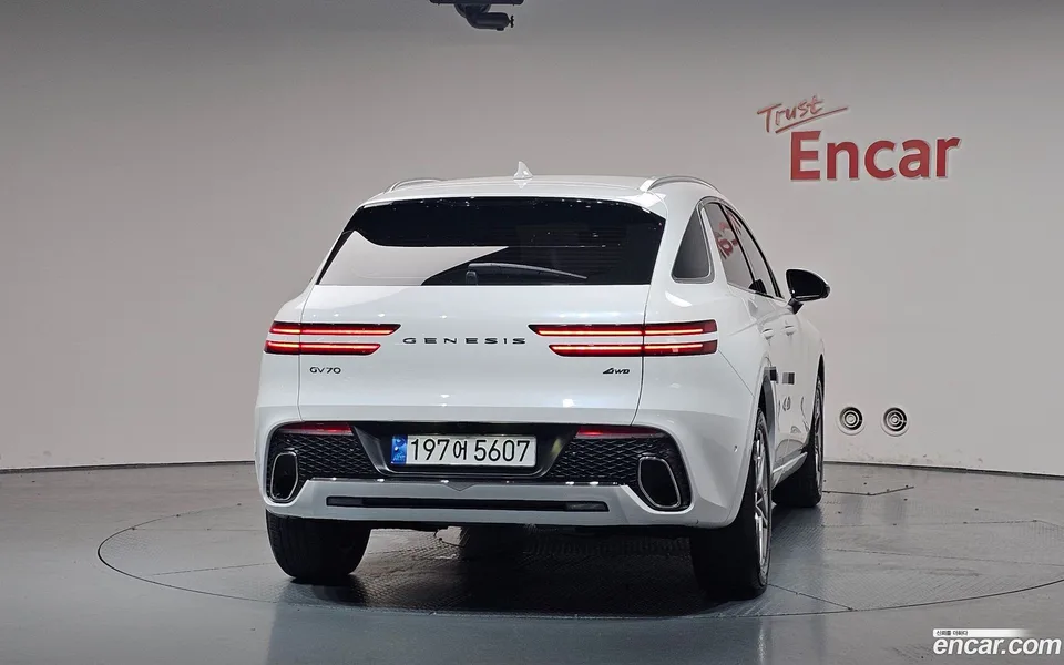 Genesis GV70 2.5T AWD 2022 — thumbnail 4
