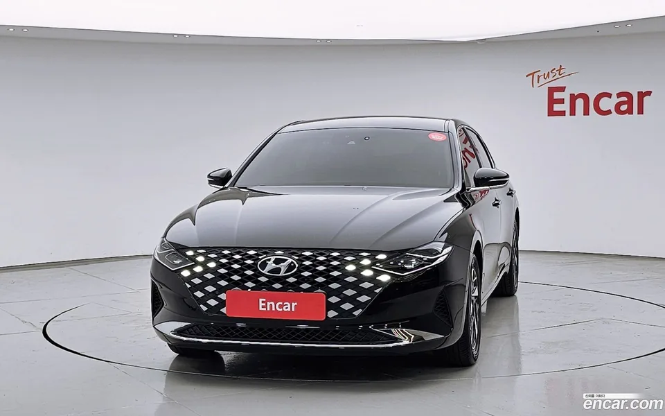 Hyundai Grandeur IG Hybrid 2022 — thumbnail 3