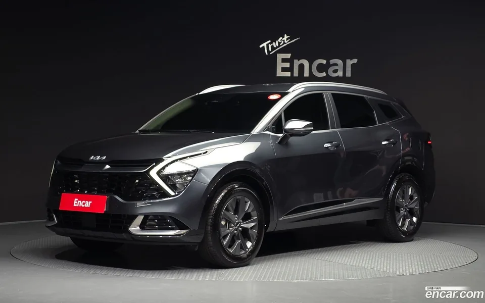 Kia Sportage 1.6 2WD 2022 — photo 1, buy with delivery to Moscow