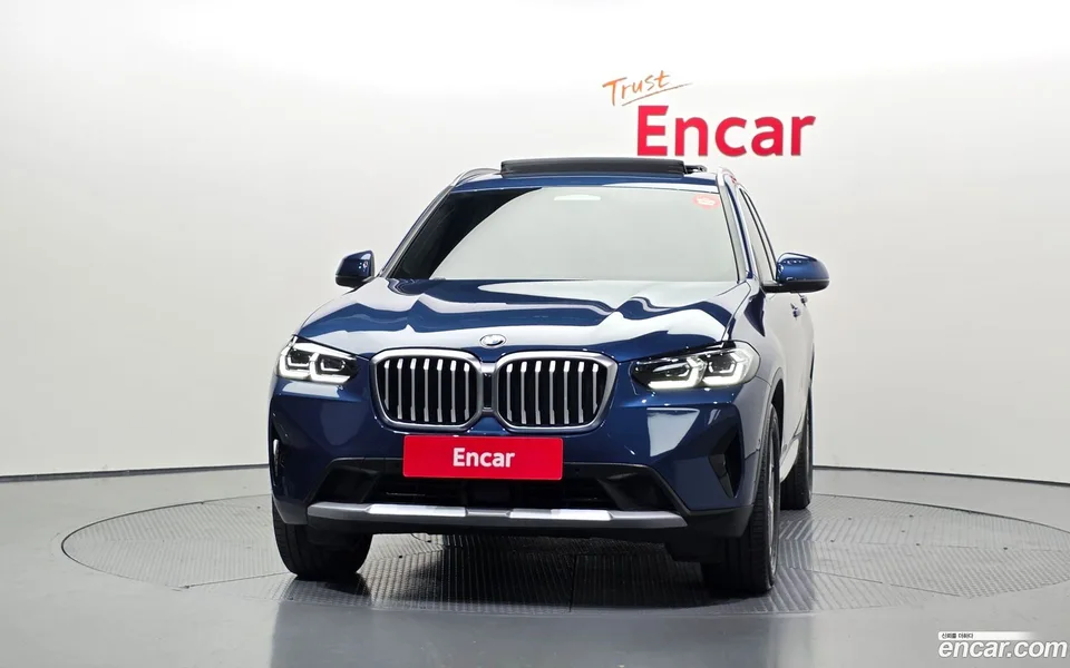 BMW X3 xDrive 20i 2023 — thumbnail 3