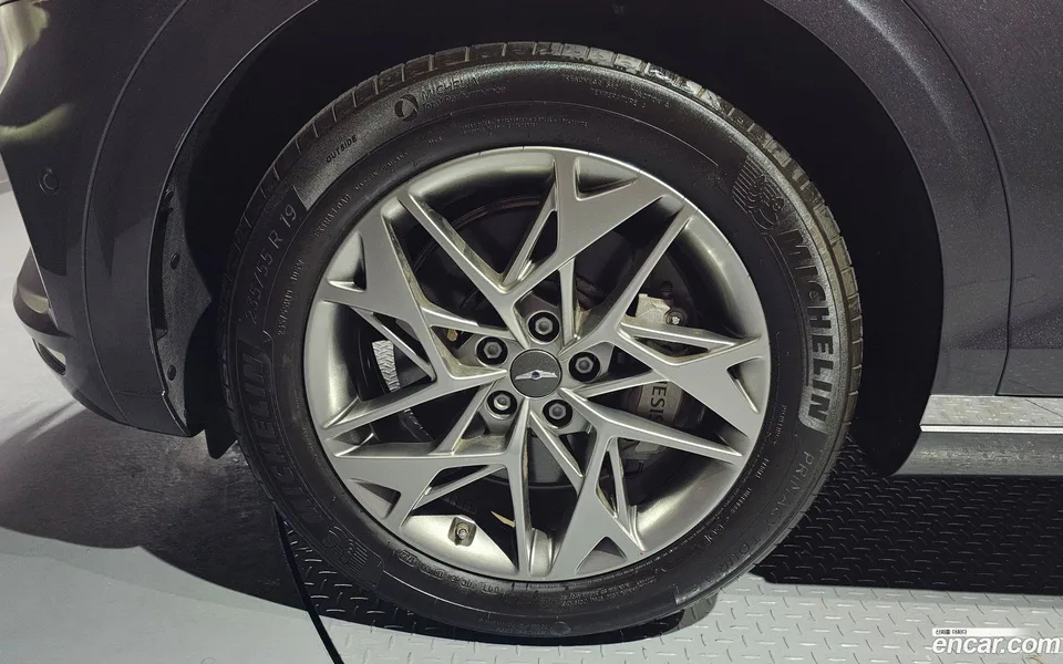 Genesis GV70 2.5T 2WD 2022 — thumbnail 5