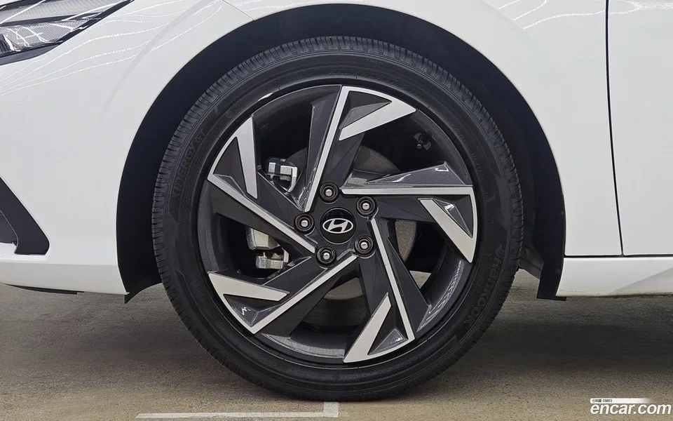 Hyundai Avante CN7 1.6 2024 — thumbnail 5