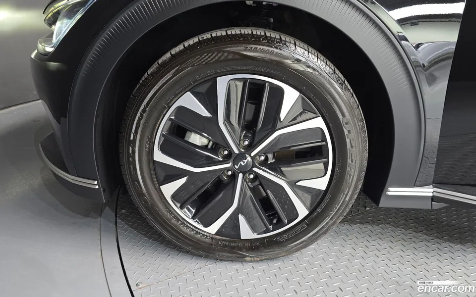 Kia EV6 2022 — thumbnail 2