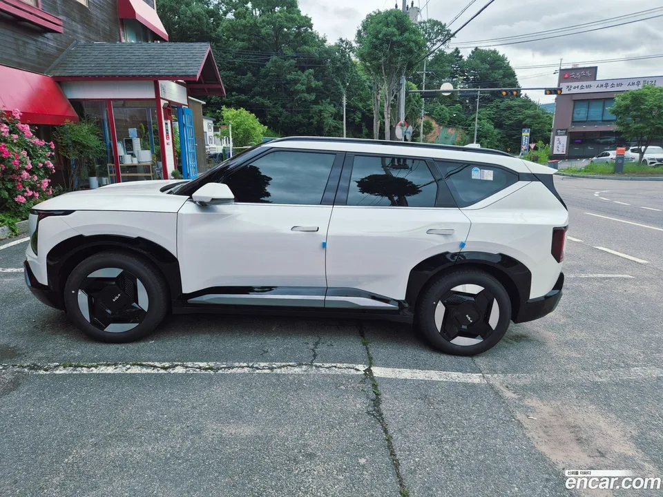 Kia EV5 2WD 2026 — thumbnail 4