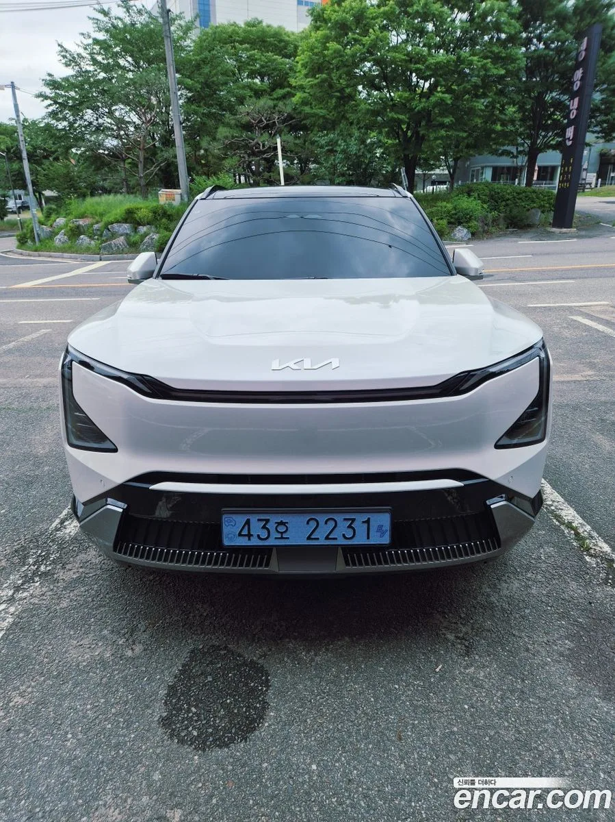 Kia EV5 2WD 2026 — photo 1, buy with delivery to Moscow