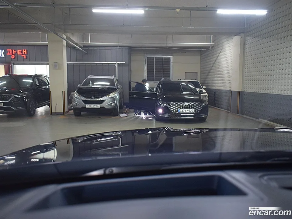Genesis GV80 2.5T AWD 2023 — thumbnail 5
