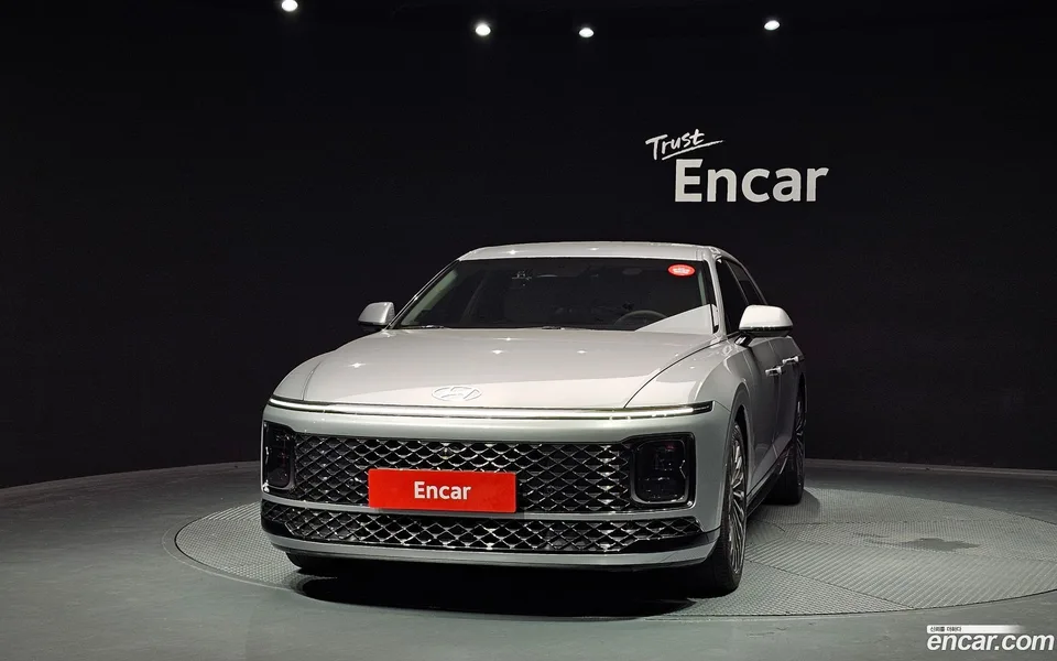 Hyundai Grandeur 3.5 2WD 2023 — thumbnail 3