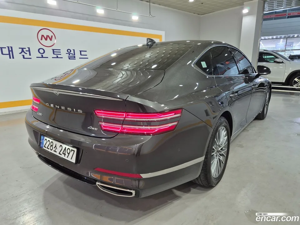 Genesis G80 2.5 AWD 2023 — thumbnail 5