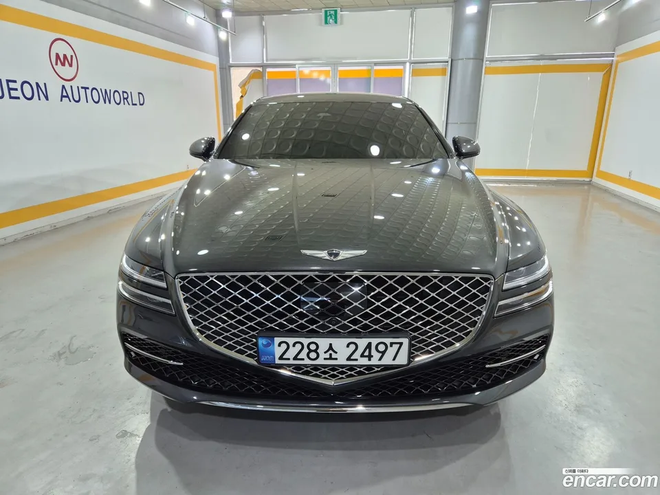 Genesis G80 2.5 AWD 2023 — photo 1, buy with delivery to Moscow