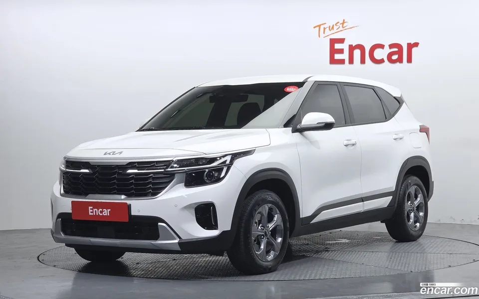 Kia Seltos 1.6 2WD 2025 — photo 1, buy with delivery to Moscow