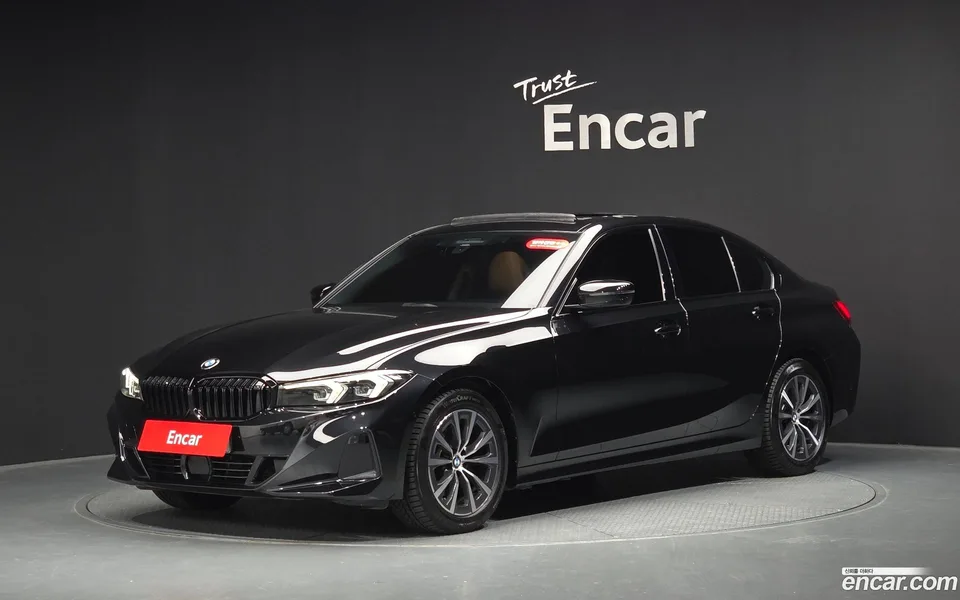 BMW 3 Series 320d 2023 — photo 1, buy with delivery to Moscow