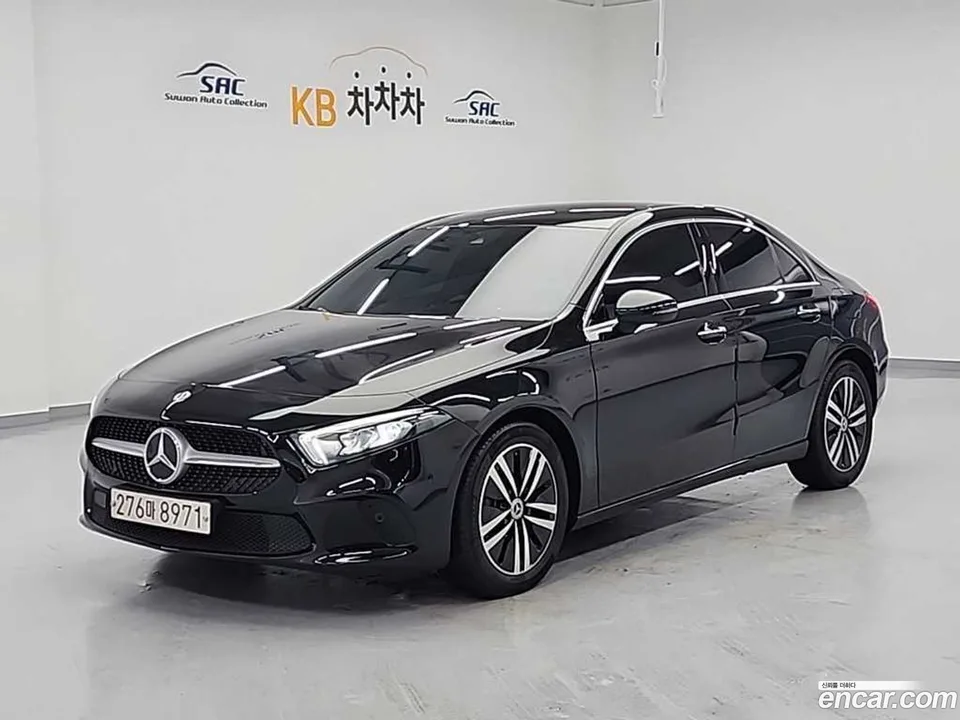 Mercedes-Benz A-Class A220 2022 — photo 1, buy with delivery to Moscow
