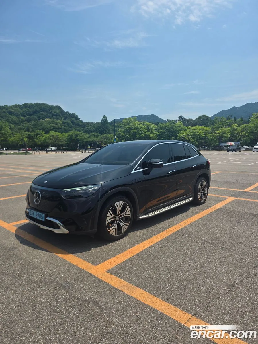 Mercedes-Benz EQE SUV EQE350 4MATIC 2023 — thumbnail 3