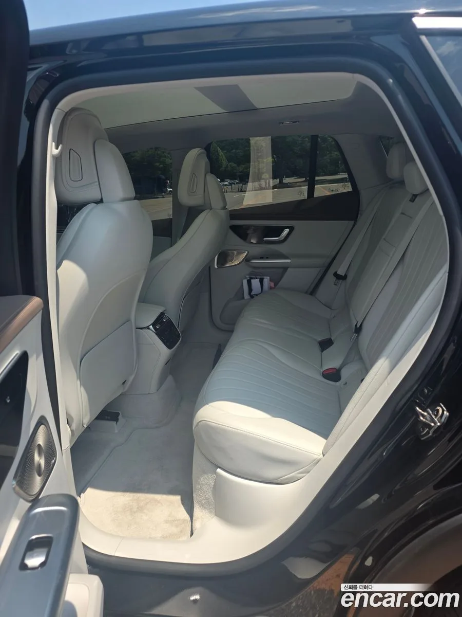 Mercedes-Benz EQE SUV EQE350 4MATIC 2023 — photo 1, buy with delivery to Moscow