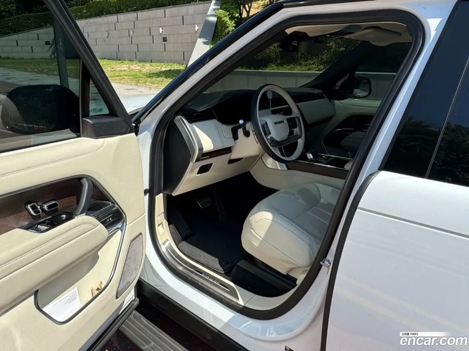 Land Rover Range Rover P530 AB LWB 2023 — thumbnail 5