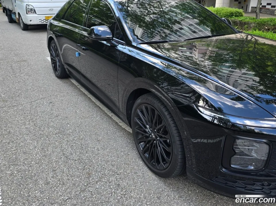 Hyundai Grandeur Hybrid 2025 — thumbnail 4