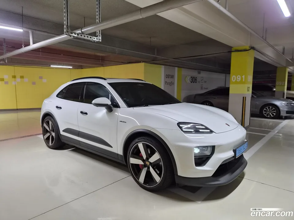 Porsche Macan Electric 4S 2025 — photo 1, buy with delivery to Moscow