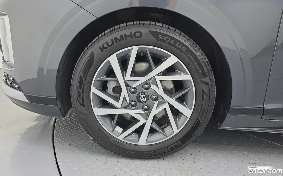 Hyundai Grandeur 2.5 2WD 2023 — thumbnail 2