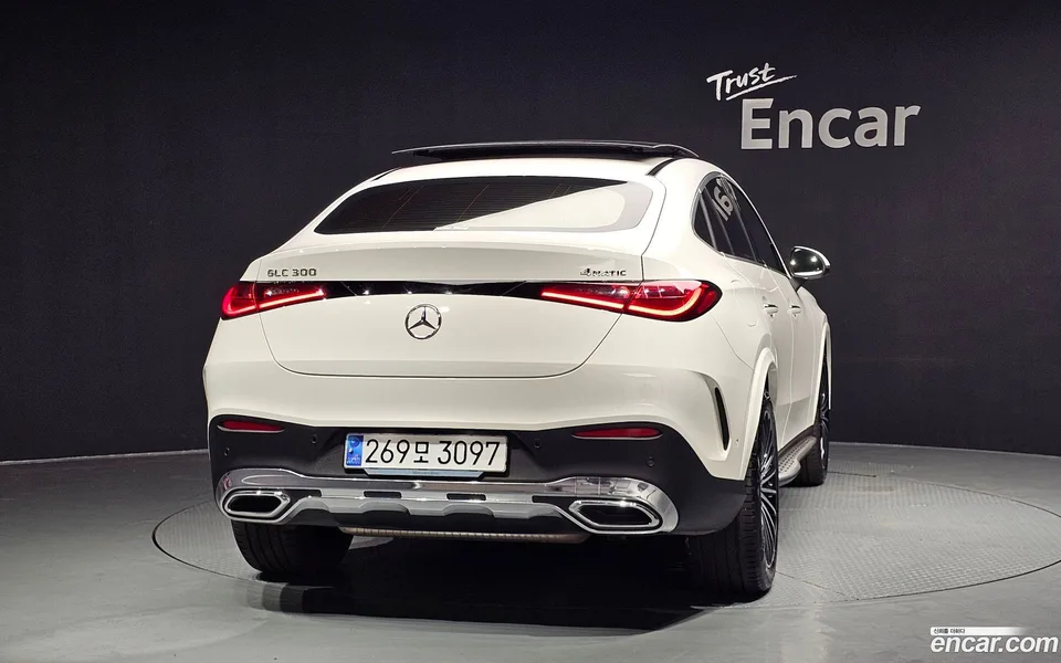 Mercedes-Benz GLC-Class GLC300 4MATIC 2024 — thumbnail 4