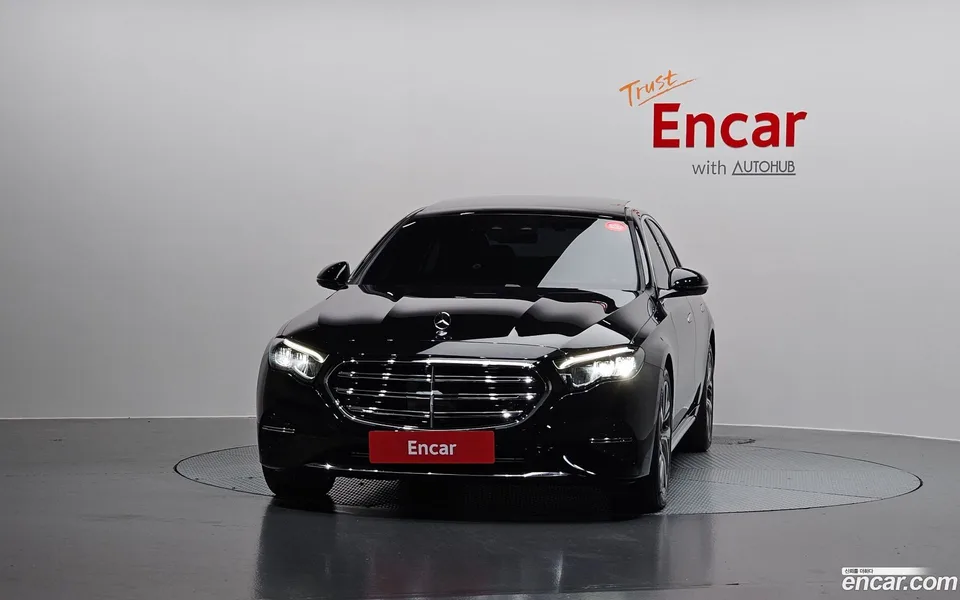 Mercedes-Benz E-Class E220d 4MATIC 2024 — thumbnail 3