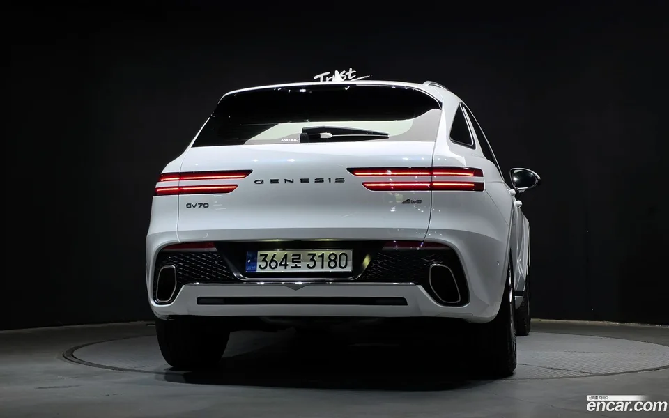 Genesis GV70 2.5T AWD 2023 — thumbnail 4