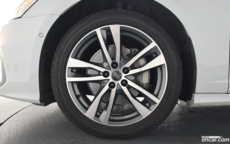 Audi A6 45 TFSI 2022 — thumbnail 2