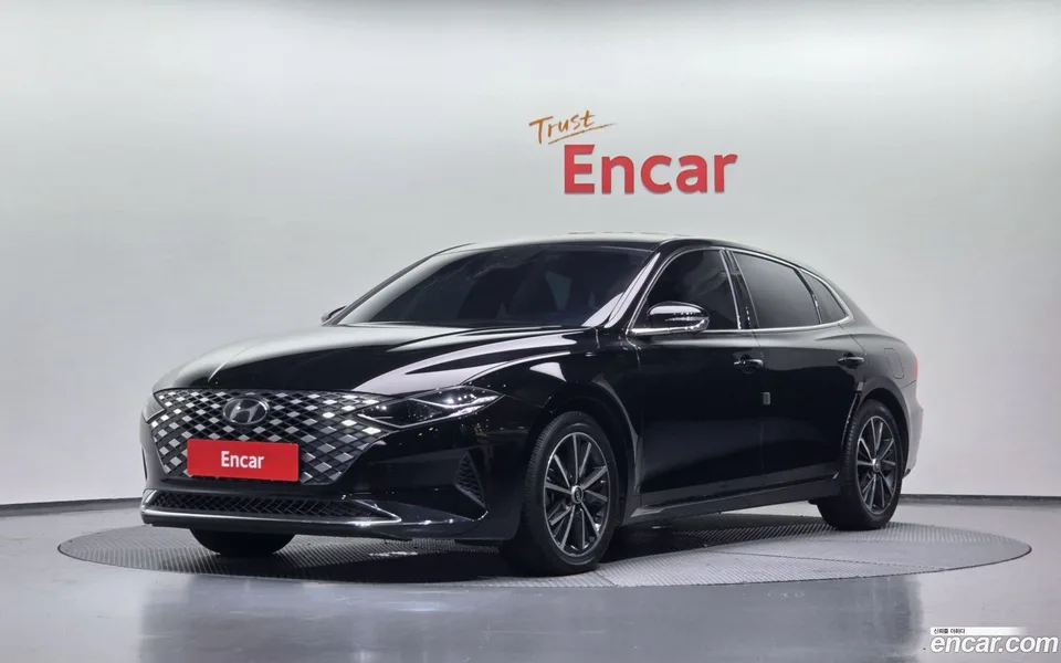 Hyundai Grandeur IG 2.5 2022 — photo 1, buy with delivery to Moscow