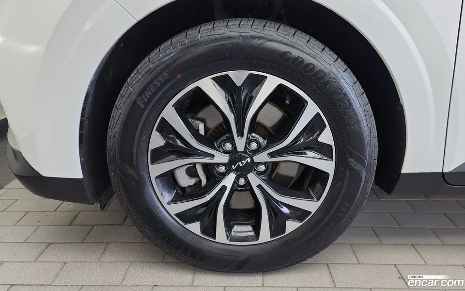 Kia Carnival 9 2022 — thumbnail 5