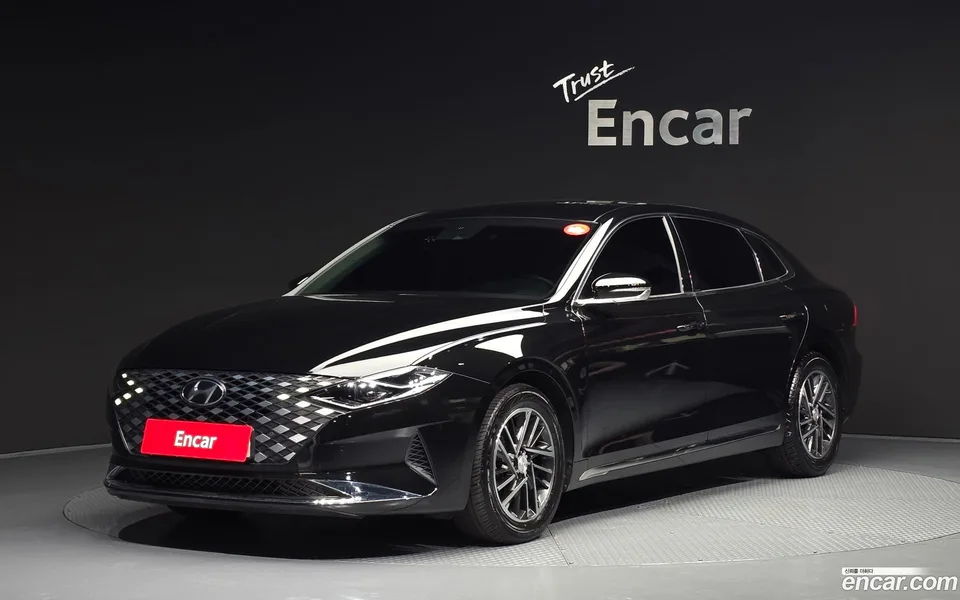 Hyundai Grandeur IG 2.5 2022 — фото 1, купить с доставкой в Москву