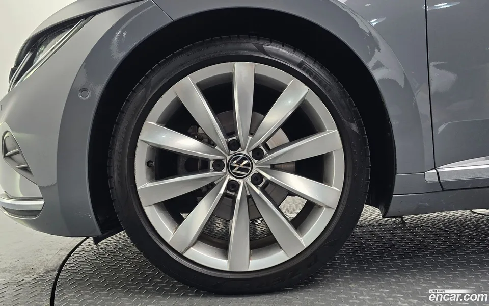 Volkswagen Arteon 2.0 TDI 2023 — thumbnail 2