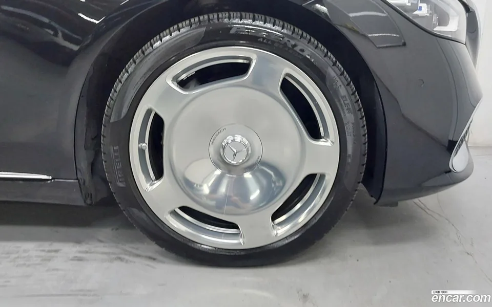 Mercedes-Benz S-Class S580 4MATIC 2023 — thumbnail 2
