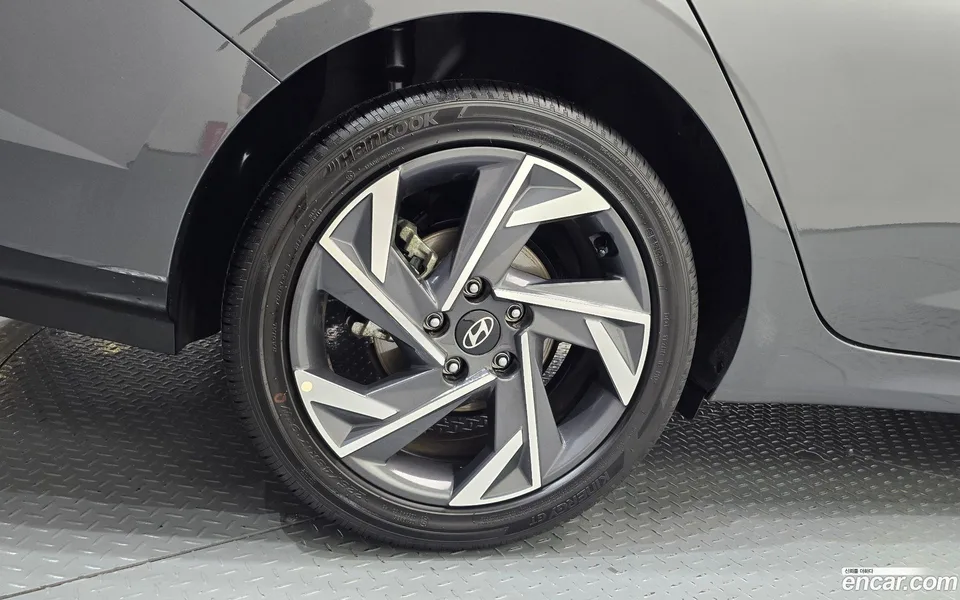 Hyundai Avante CN7 1.6 2024 — thumbnail 2
