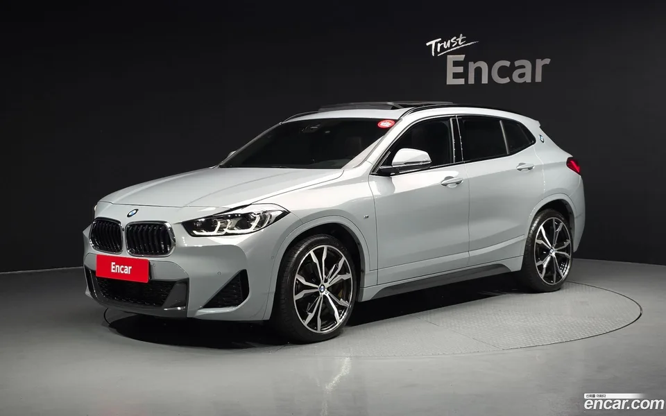 BMW X2 xDrive20i M 2023 — photo 1, buy with delivery to Moscow