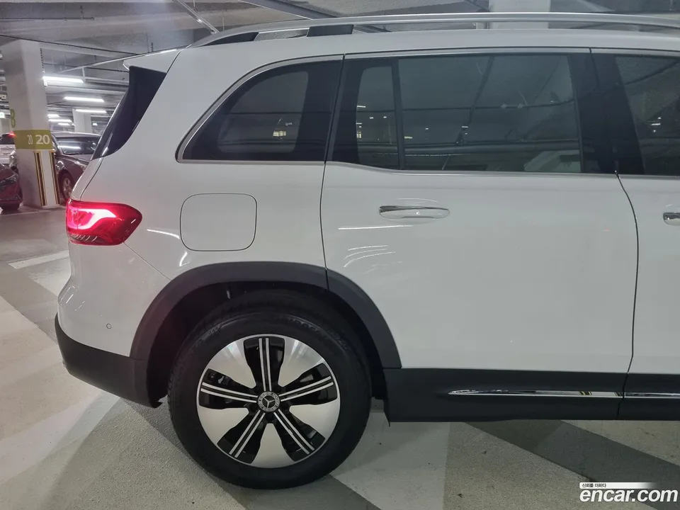 Mercedes-Benz EQB EQB300 4MATIC 2024 — thumbnail 5