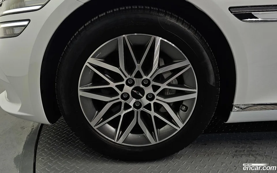 Genesis G80 2.5 2WD 2024 — thumbnail 2