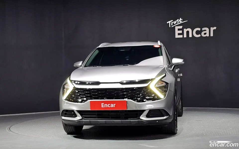 Kia Sportage Hybrid 4WD 2023 — thumbnail 3