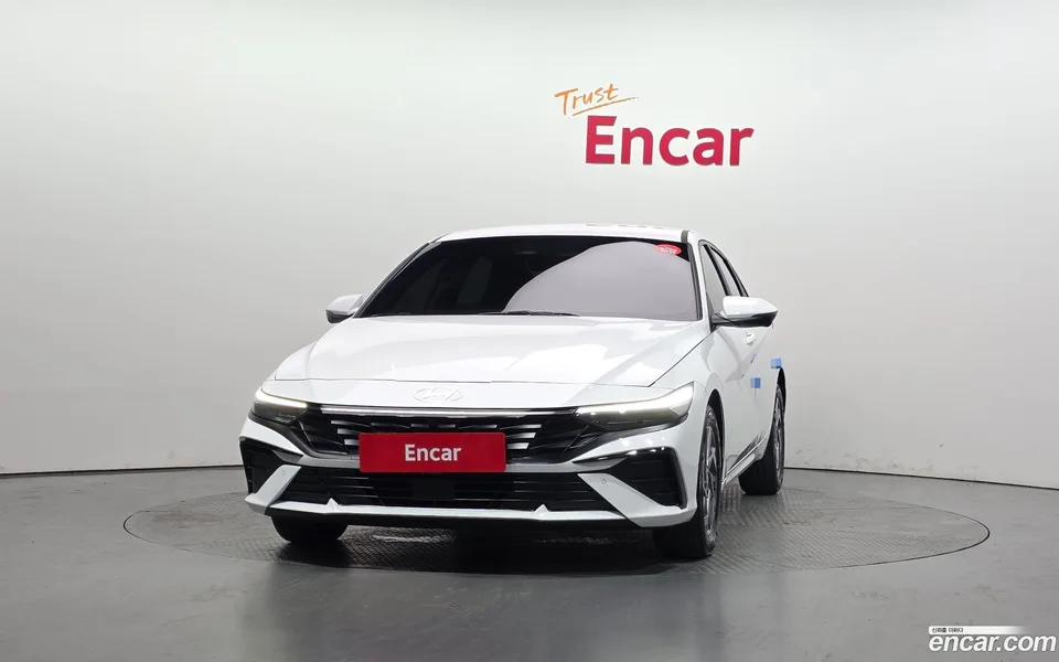 Hyundai Avante CN7 1.6 2023 — thumbnail 3