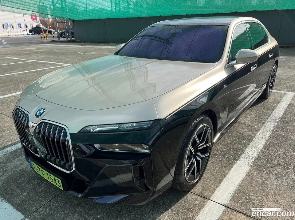 BMW 7 Series 740i xDrive M 2025 — photo 1, buy with delivery to Moscow